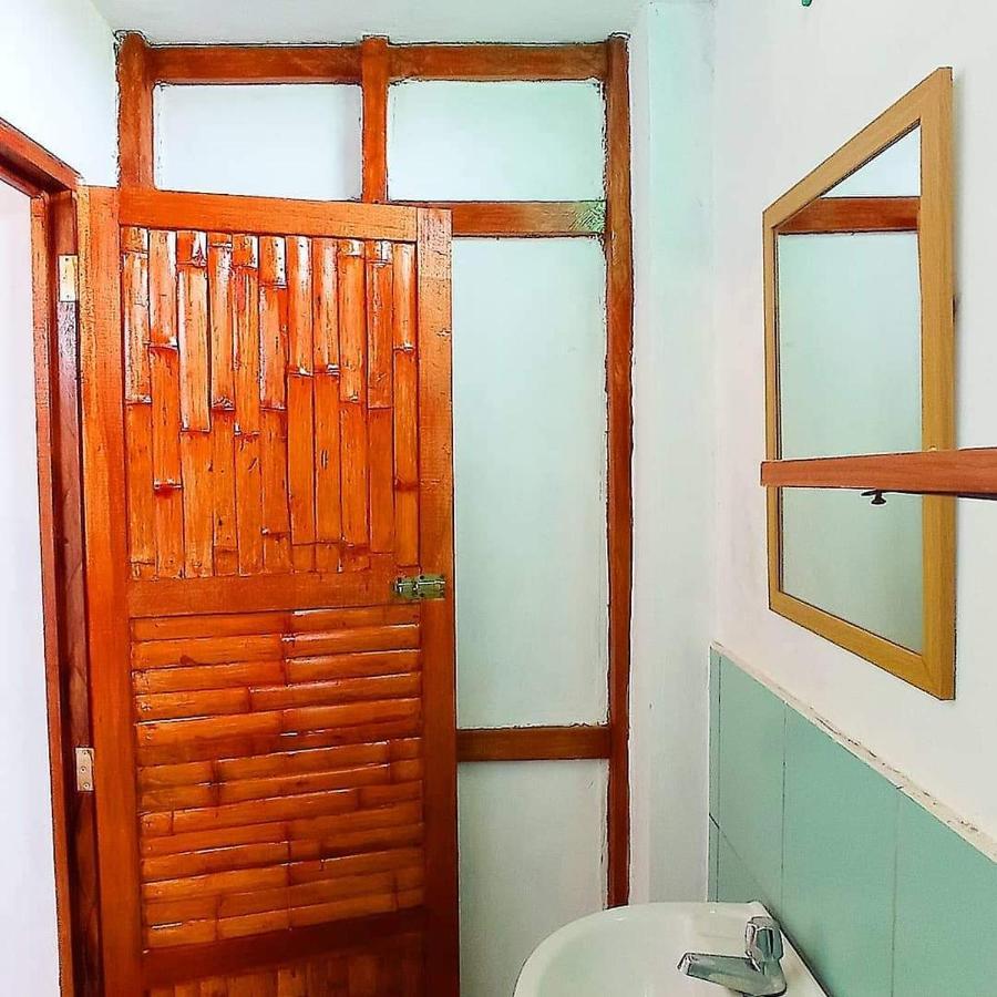 Hostal Puerto Engabao "El Surf Shelter" Екстер'єр фото