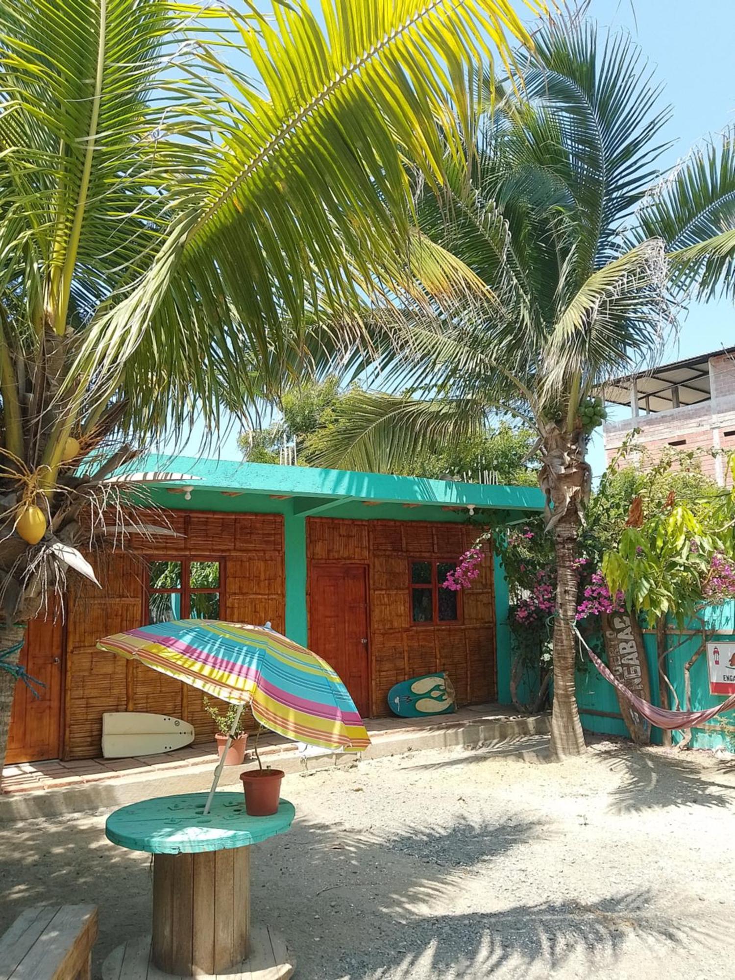 Hostal Puerto Engabao "El Surf Shelter" Екстер'єр фото