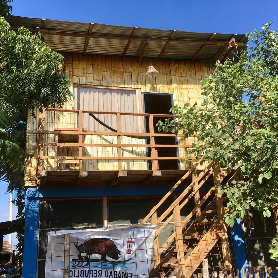 Hostal Puerto Engabao "El Surf Shelter" Екстер'єр фото