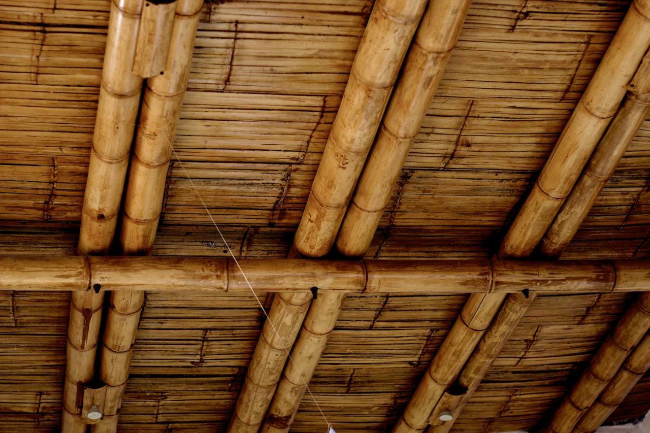 Hostal Puerto Engabao "El Surf Shelter" Екстер'єр фото